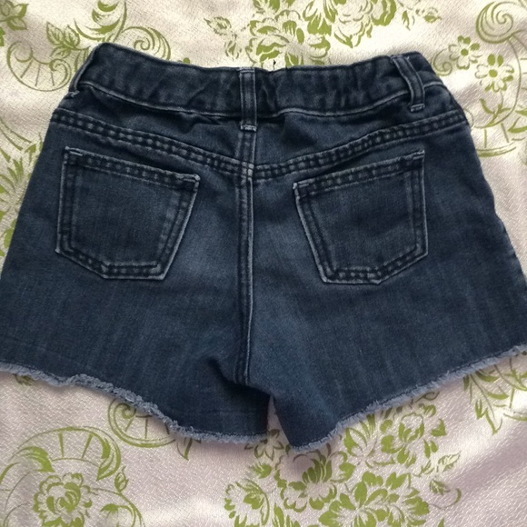 Shorts - Picture 2 of 3